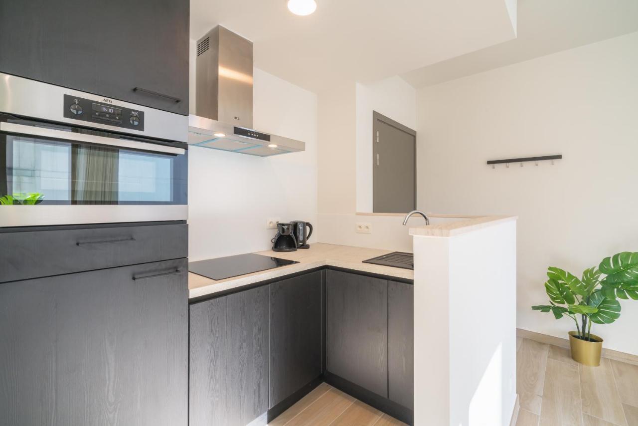 Opera Apartments In The Heart Of Antwerpen Bagian luar foto